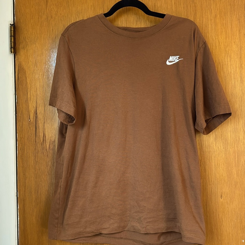 Men’s Nike T-shirt Size Large